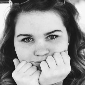 Meet your Posher, Kara